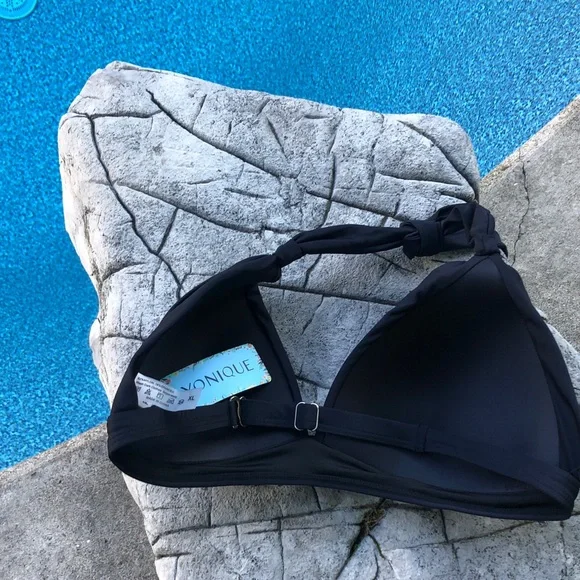Yonique (XL) Black Halter Bikini Top - Picture 5 of 5